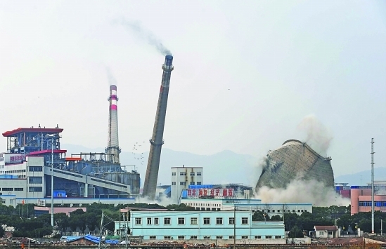 長春煙囪拆除 長春廢棄煙囪爆破拆除