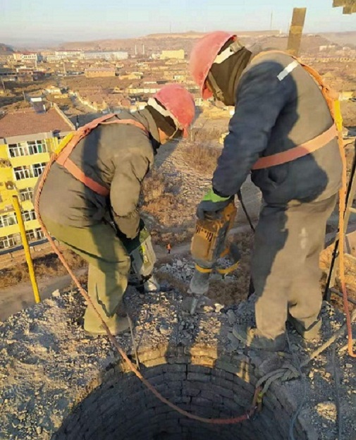 煙囪人工拆除-安全快捷