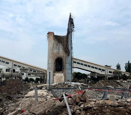 煙囪拆除公司 人工拆除 煙囪爆破