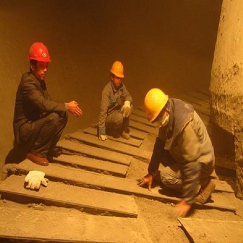 邵陽水泥庫清灰的必要性與挑戰(zhàn):確保生產(chǎn)效率與安全